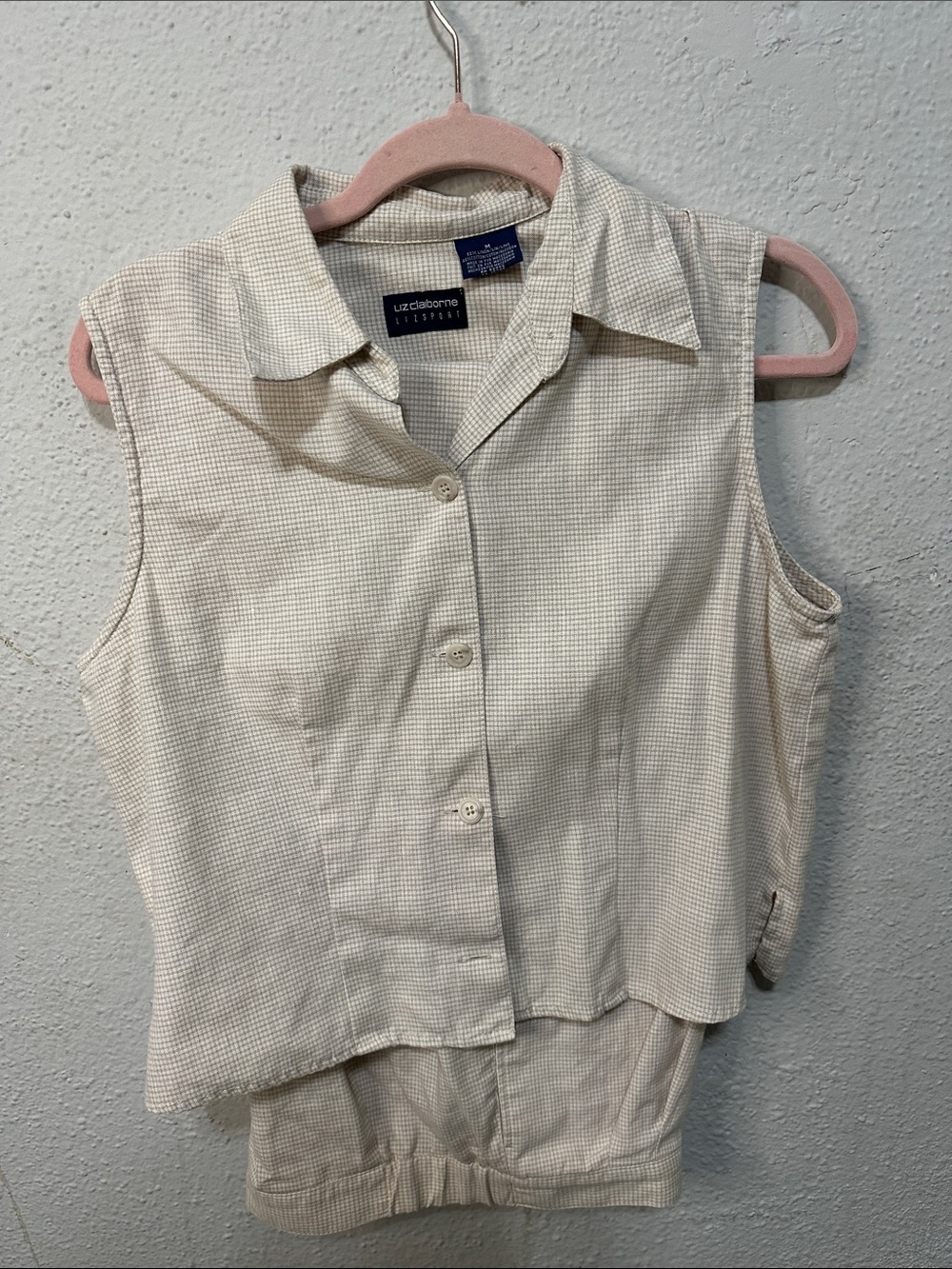 Liz Claiborne Sleeveless Button-Front Top in Cream and Light Tan
